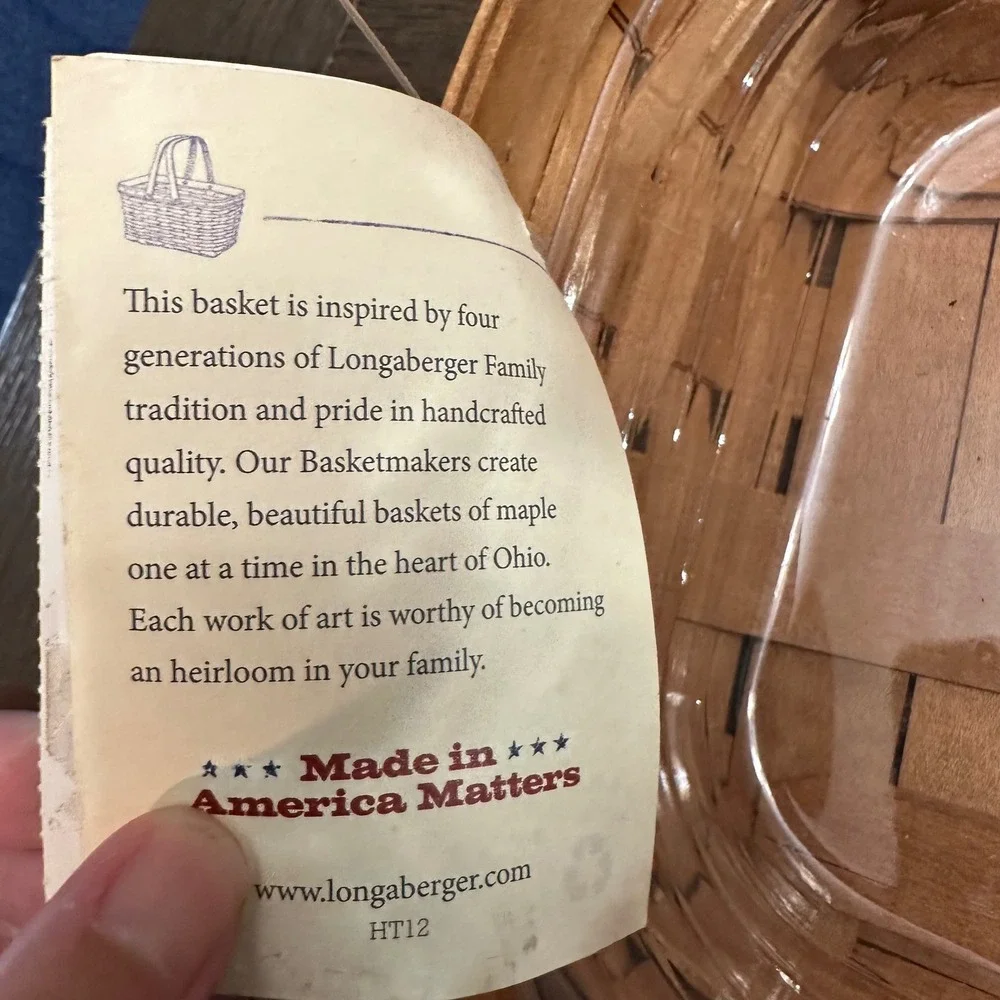 Longaberger Small Oval Muffin Basket woth Handles Tan — with Plastic Liner